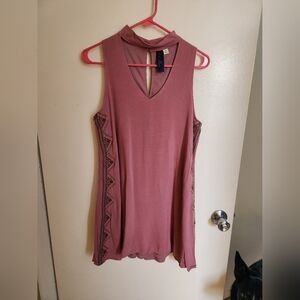 Pink mini dress with collar